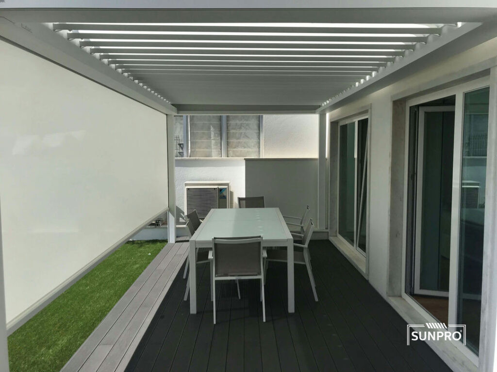 B1_B-200XL-5.50x2.84Mcompress